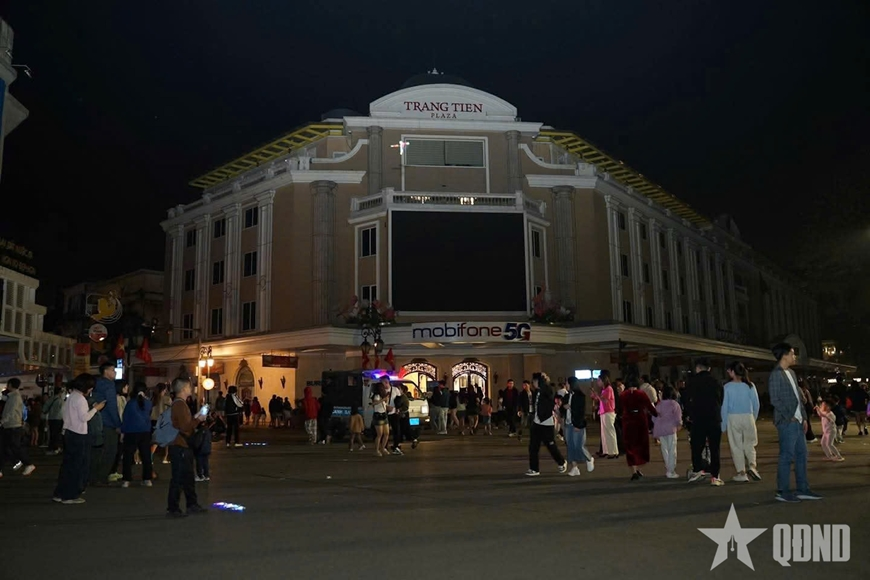 Cả nước tiết kiệm 448.000 kWh điện trong 1 giờ hưởng ứng Giờ Trái đất